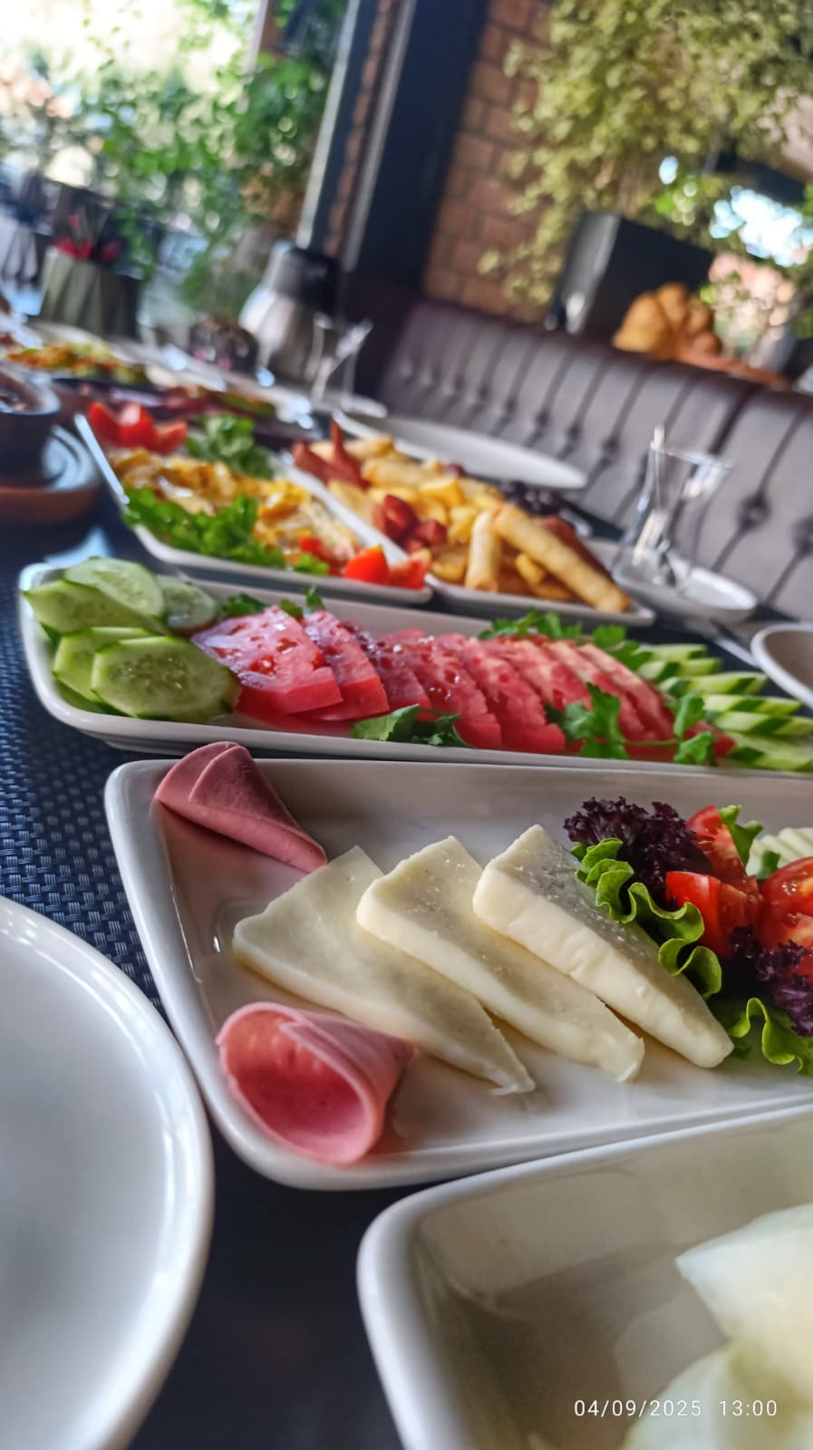 Bistro 2