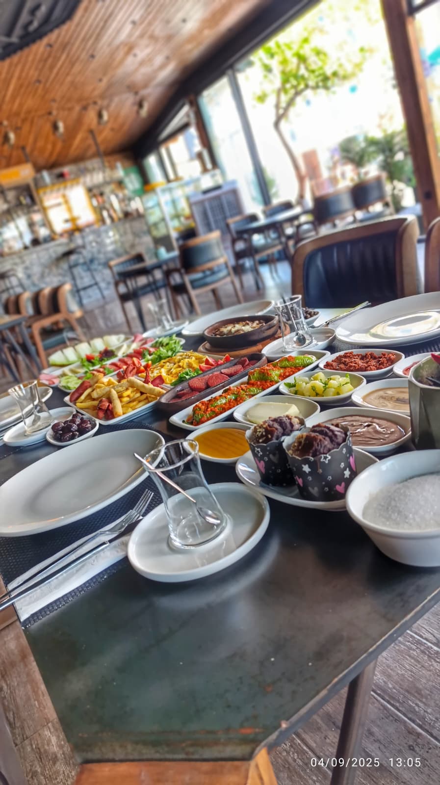 Bistro 3