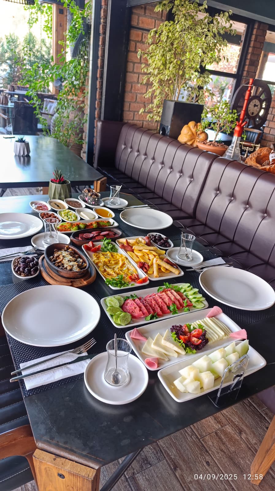 Bistro 4