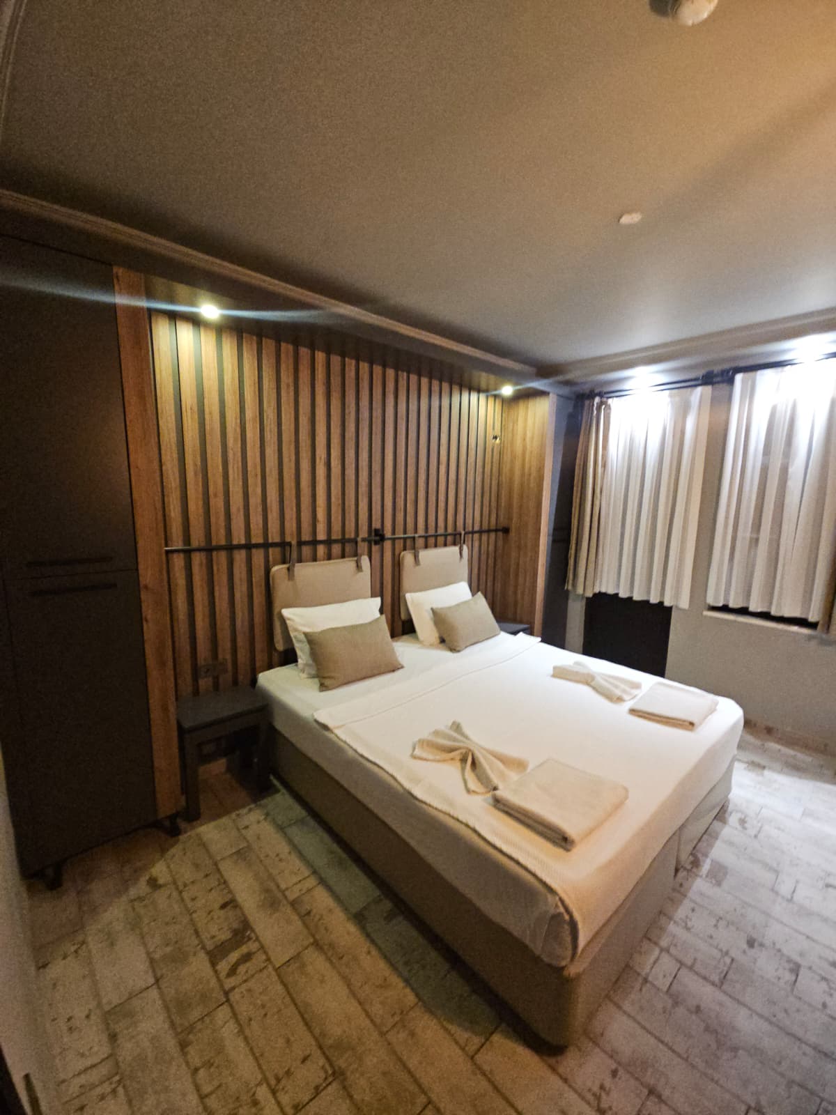 Room 13