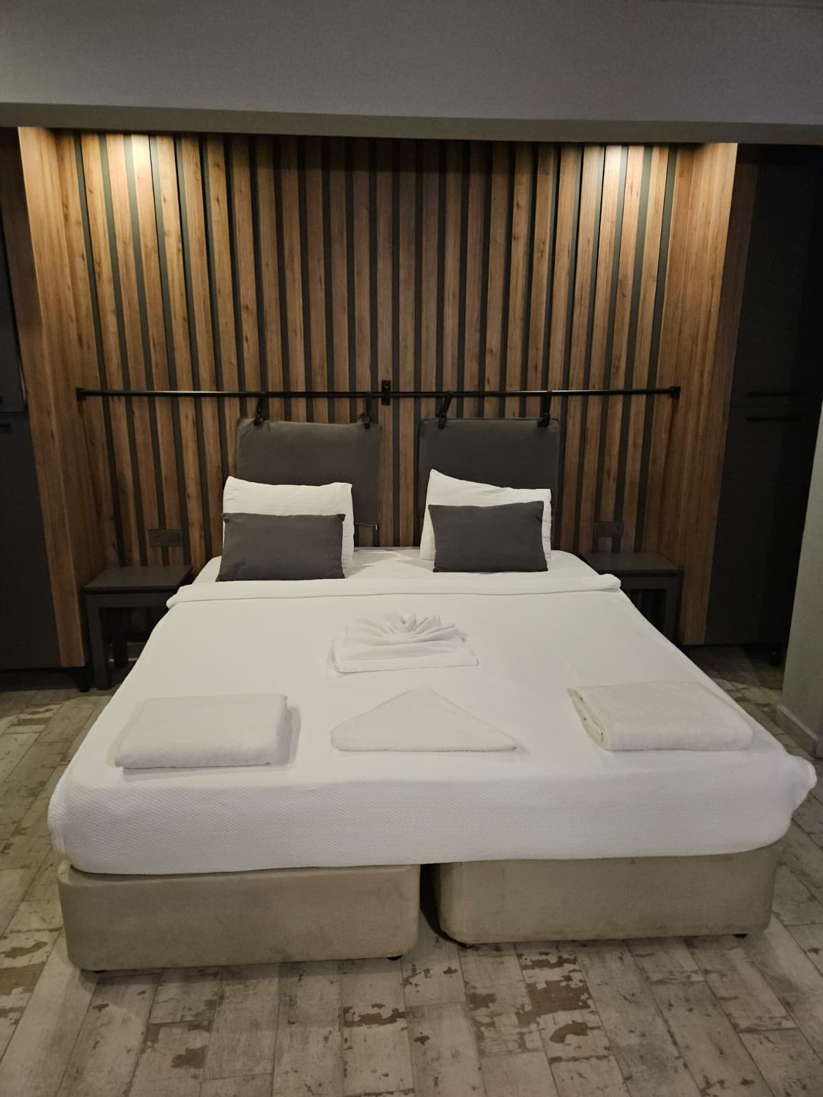 Room 5