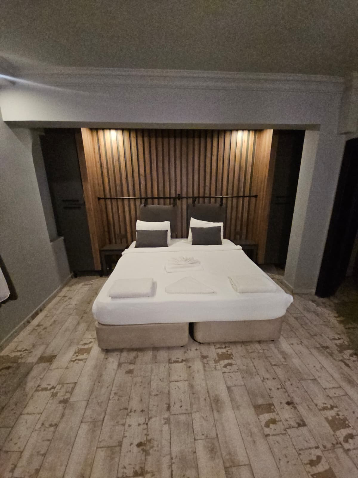 Room 9
